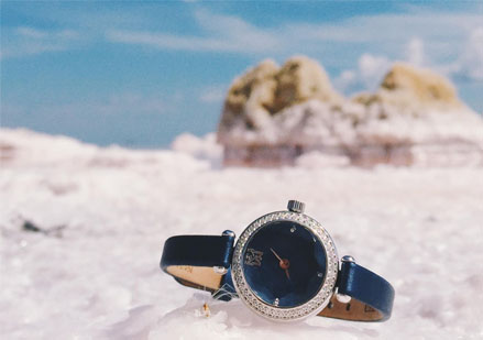 How to look after your watch on vacation