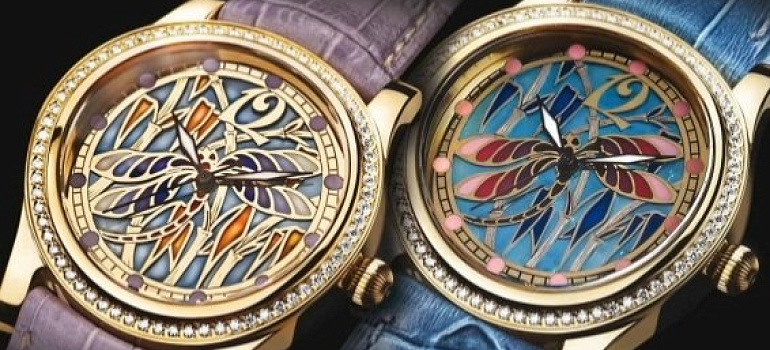 Having combined fire, glass and gold, NIKA masters composed a 'Vitrage' collection of exclusive watches with multi-coloured handmade dials. It was accomplished in the most sophisticated technique of hot cloisonne and stained glass enamel.
